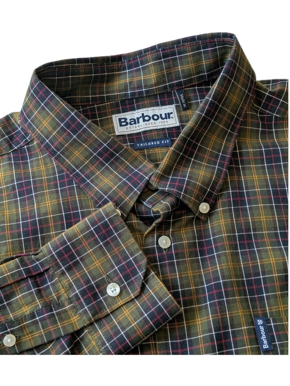 Barbour Shirt Mens XL Green Red Tartan Plaid Tailored Fit Cotton Button Down